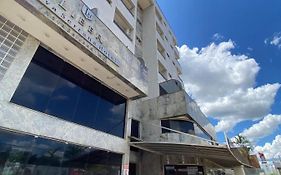 Líber Hotel Nova Serrana - Conforto na Rota da BR-262